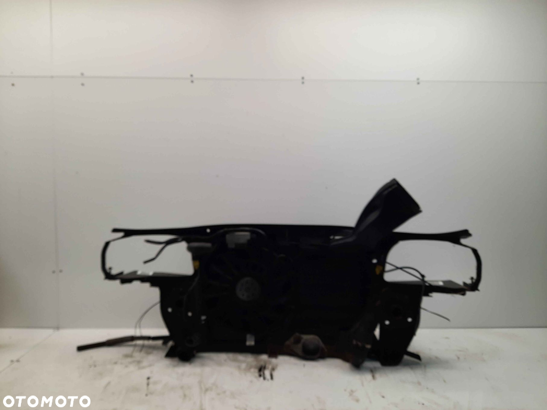 ^ PAS PRZEDNI AUDI A4 B7 2.0 TDI BELKA WZMOCNIENIE CZOŁOWE CHŁODNICA WODY 1 WENTYLATOR OBUDOWA DIESEL MANUAL - 5