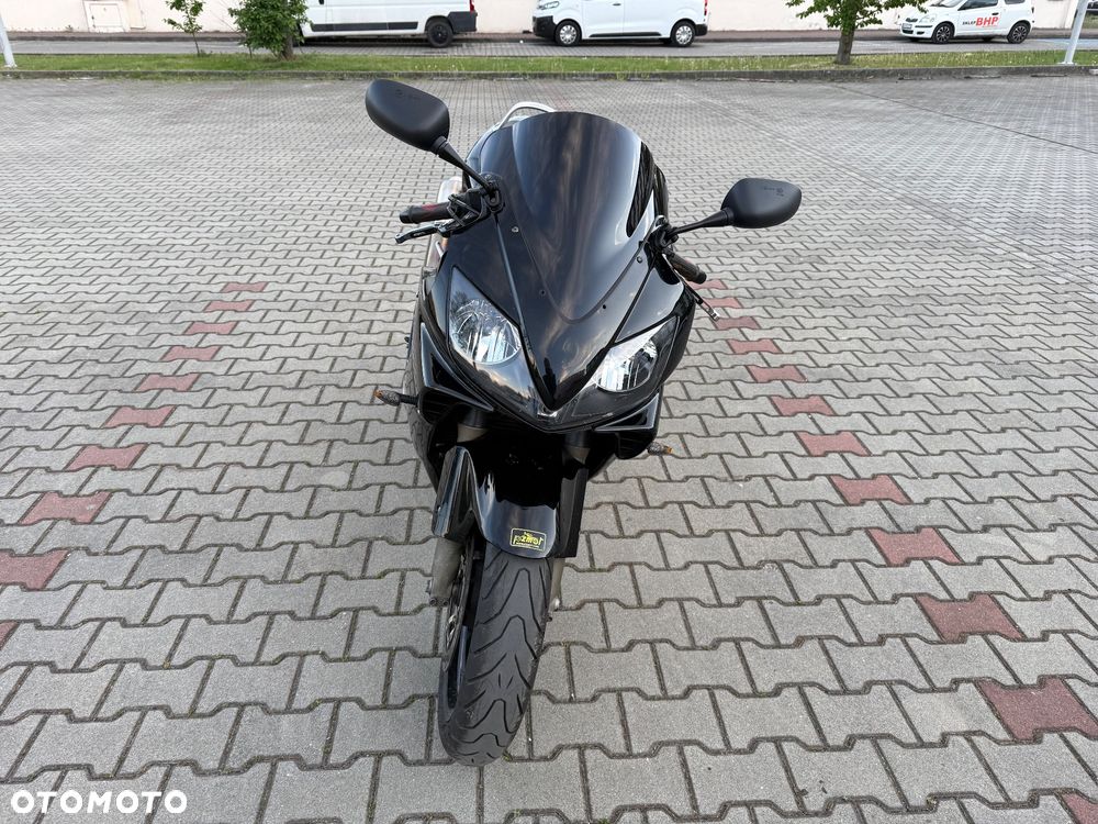 Honda CBR - 3