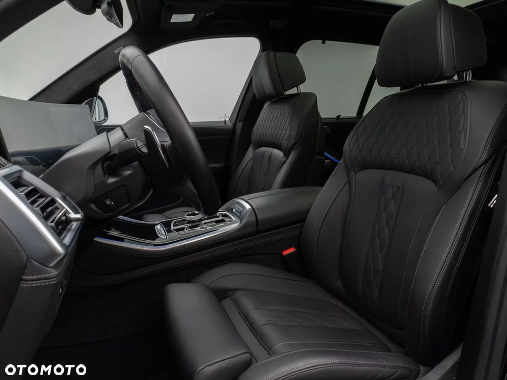 BMW X5 M M60i mHEV sport - 26