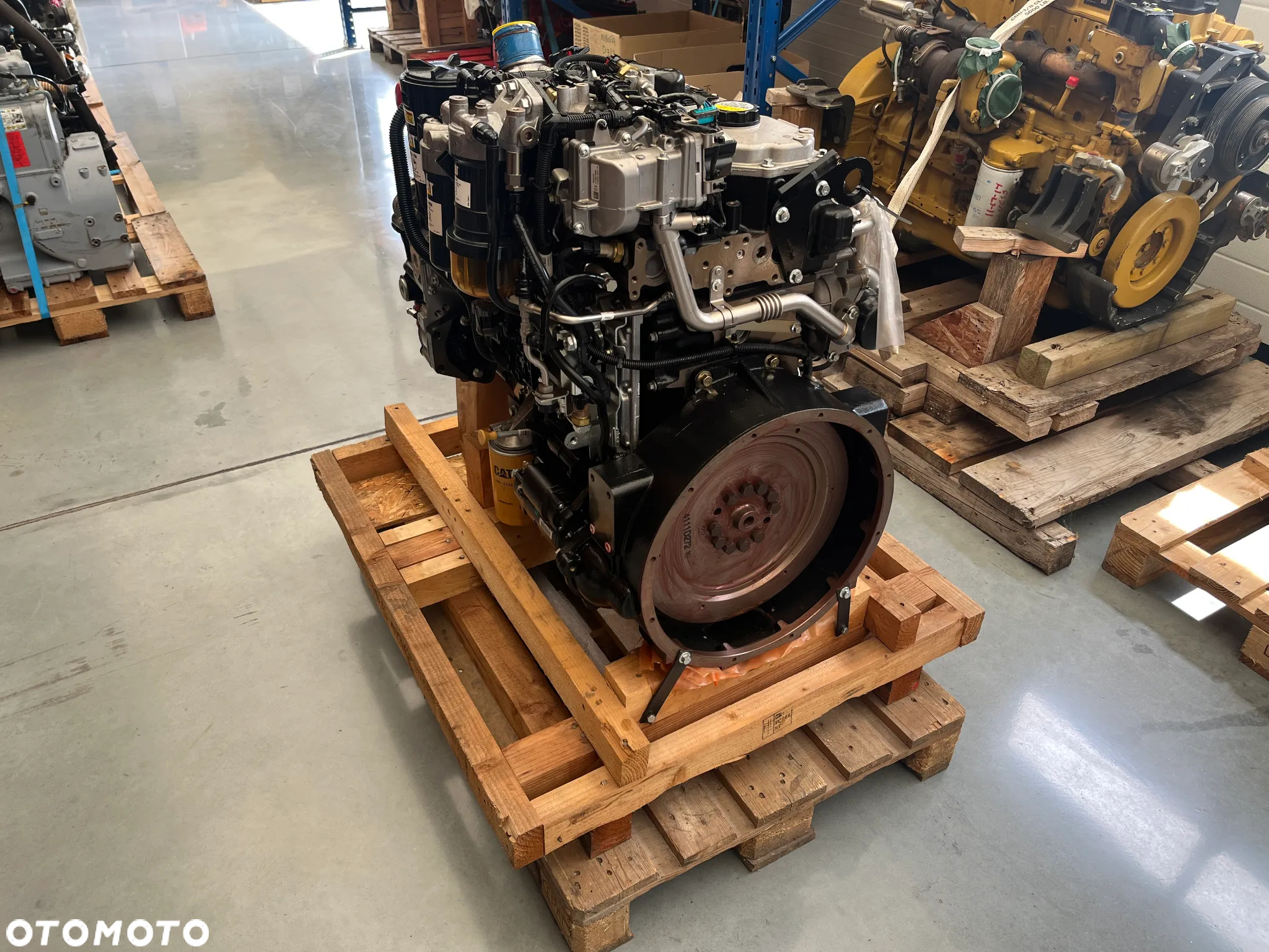 SILNIK CAT C4.4 Perkins MK82200 1104C Perkins MPKXL04.4SU1 34900 netto - 5