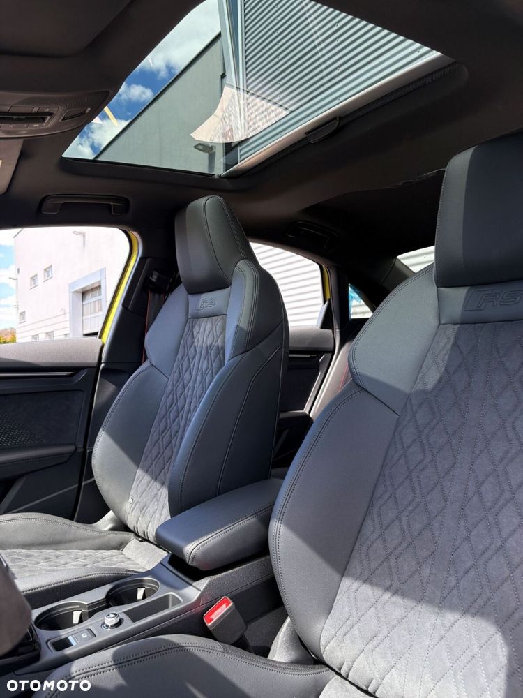 Audi RS3 Limousine - 19