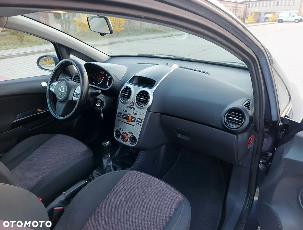Opel Corsa 1.4 16V Enjoy - 16