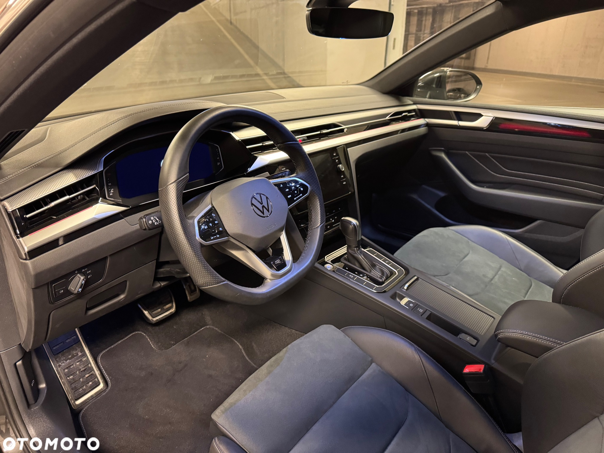 Volkswagen Arteon 2.0 TSI R-Line DSG - 14