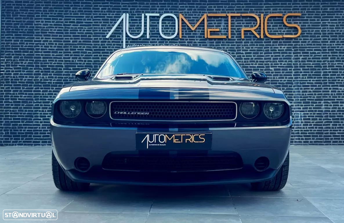Dodge Challenger Auto SXT Plus - 4