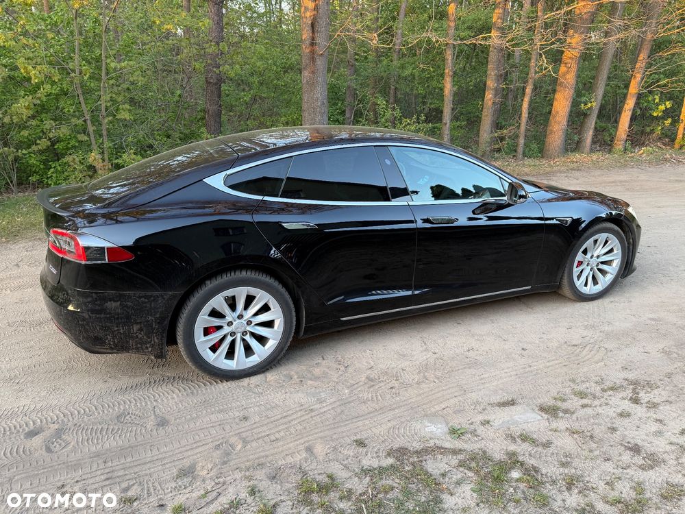 Tesla Model S Performance - 9