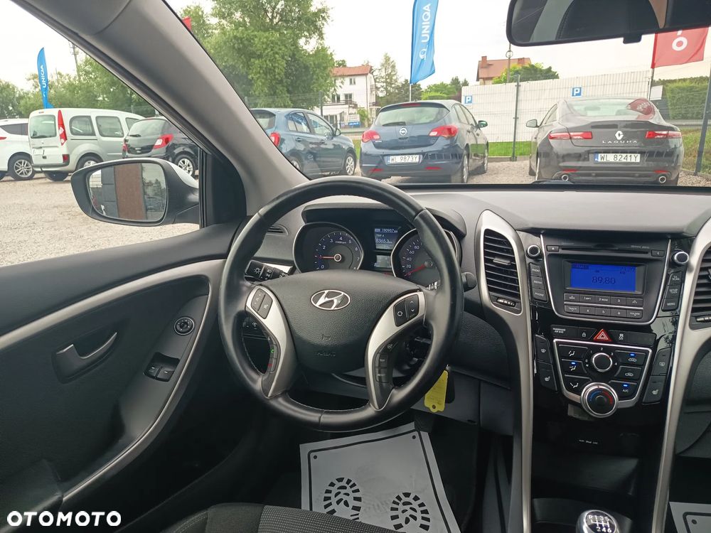 Hyundai i30 1.4 Comfort - 21