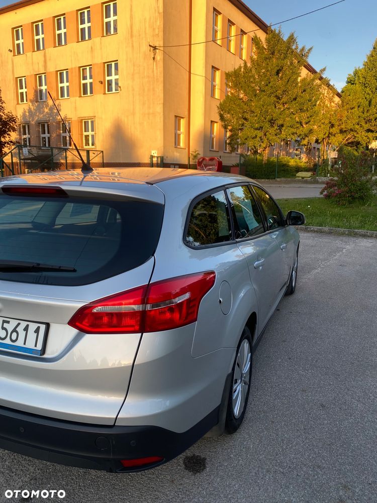 Ford Focus - 23