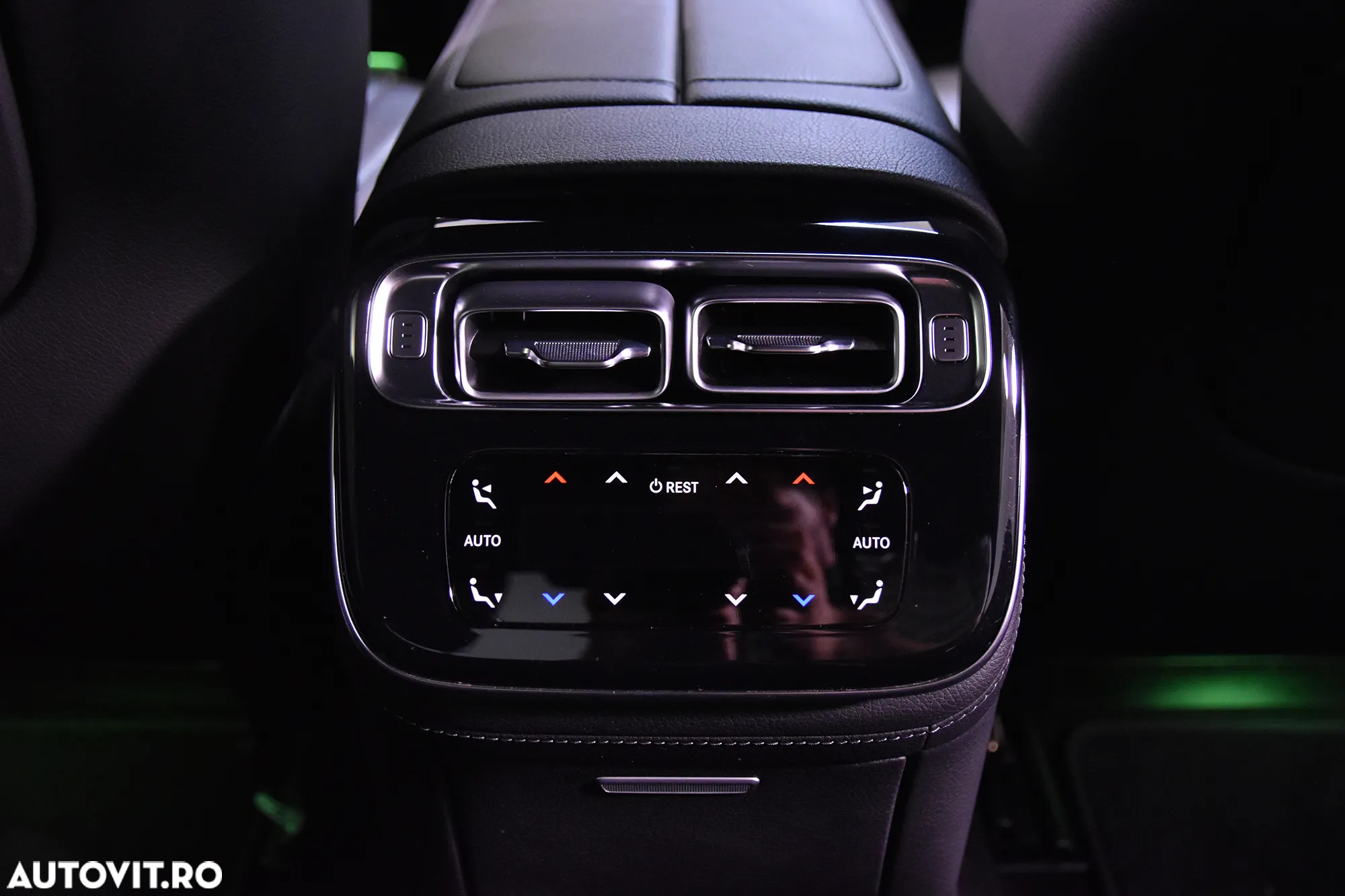 Mercedes-Benz S 500 4MATIC MHEV Aut. - 23