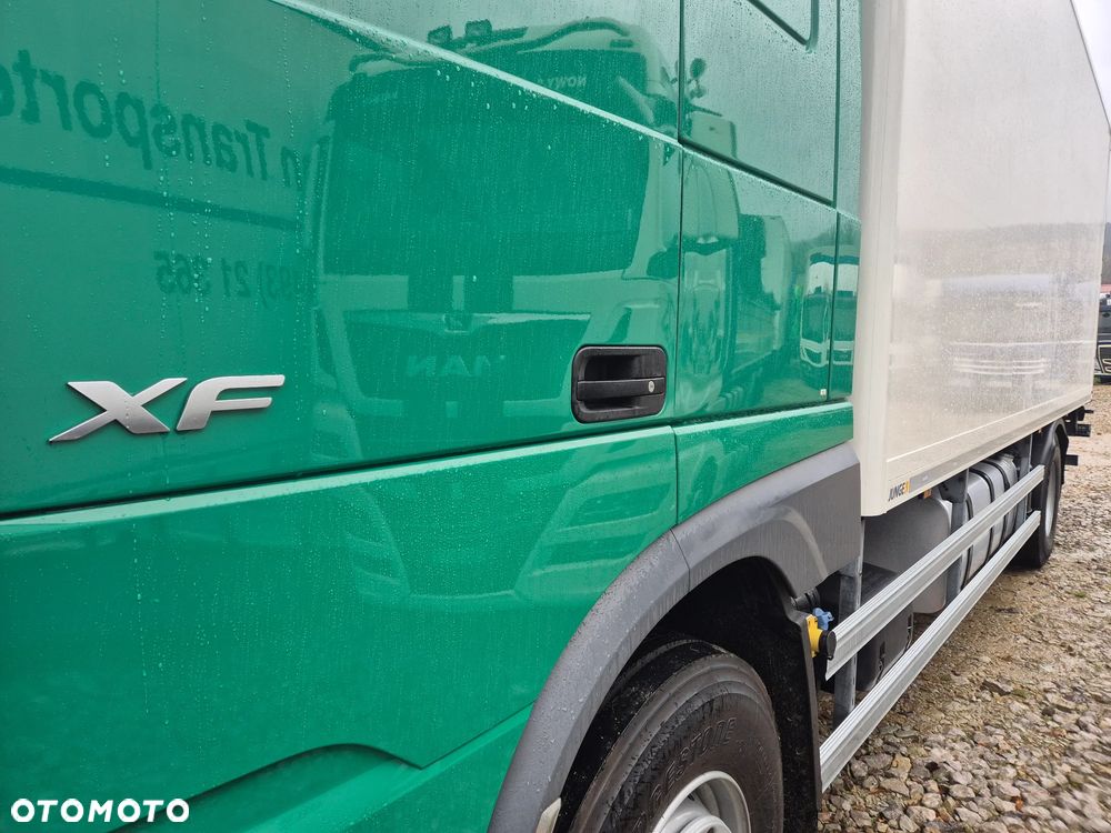DAF XF ORYGINALNY PRZEBIEG z Niemiec / TANDEM ZESTAW PRZEJAZDOWY Z WINDĄ - 17