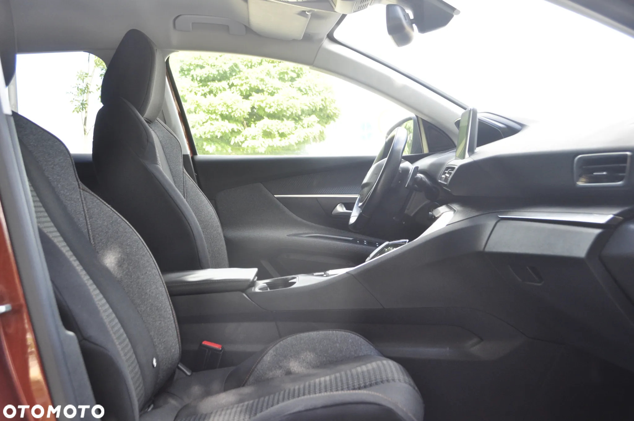 Peugeot 3008 BlueHDi 120 Stop & Start EAT6 Allure - 11