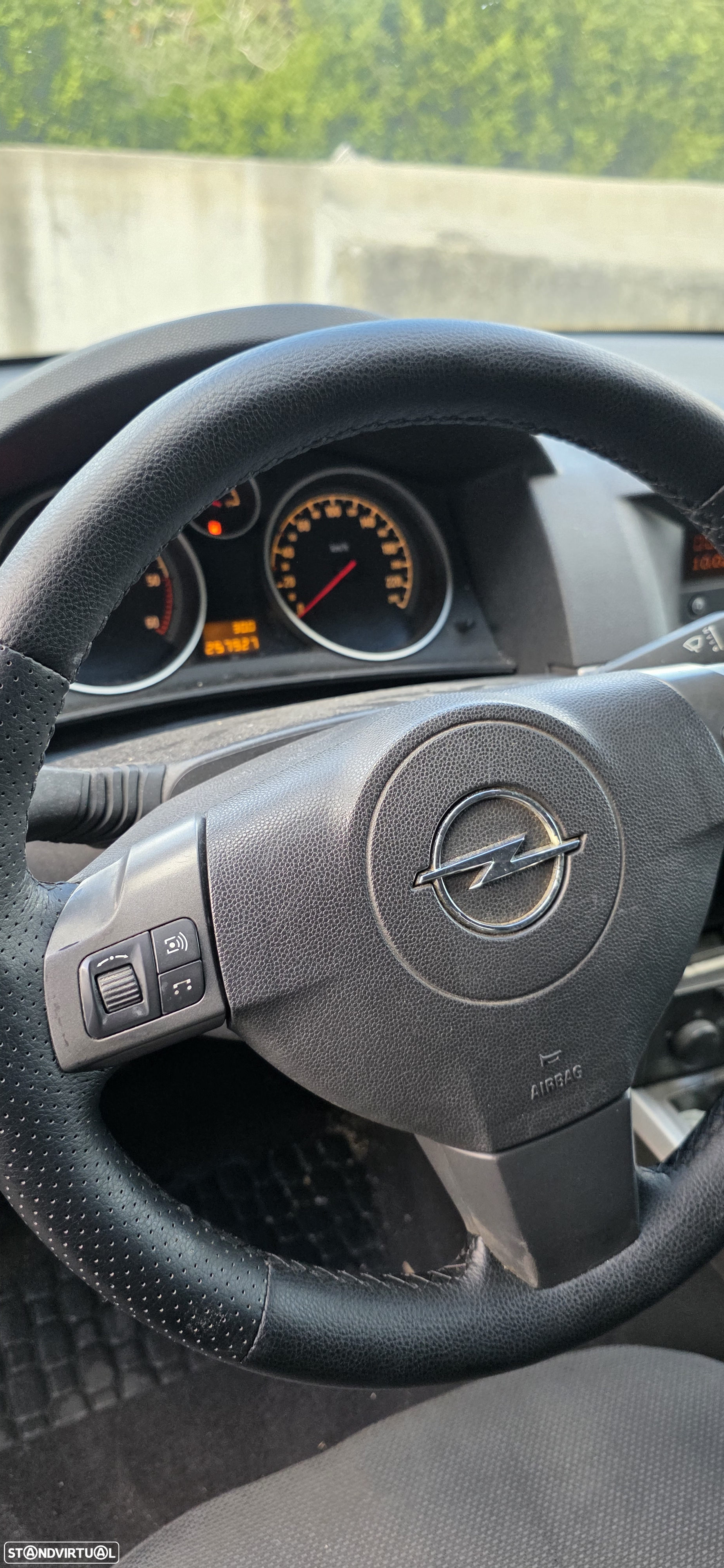 Opel Astra GTC 1.3 CDTi - 6