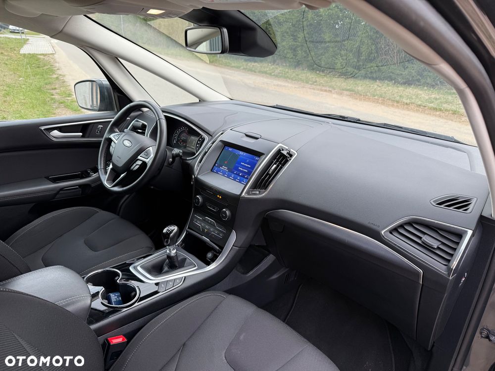 Ford S-Max 1.5 Eco Boost Start-Stopp TITANIUM - 31