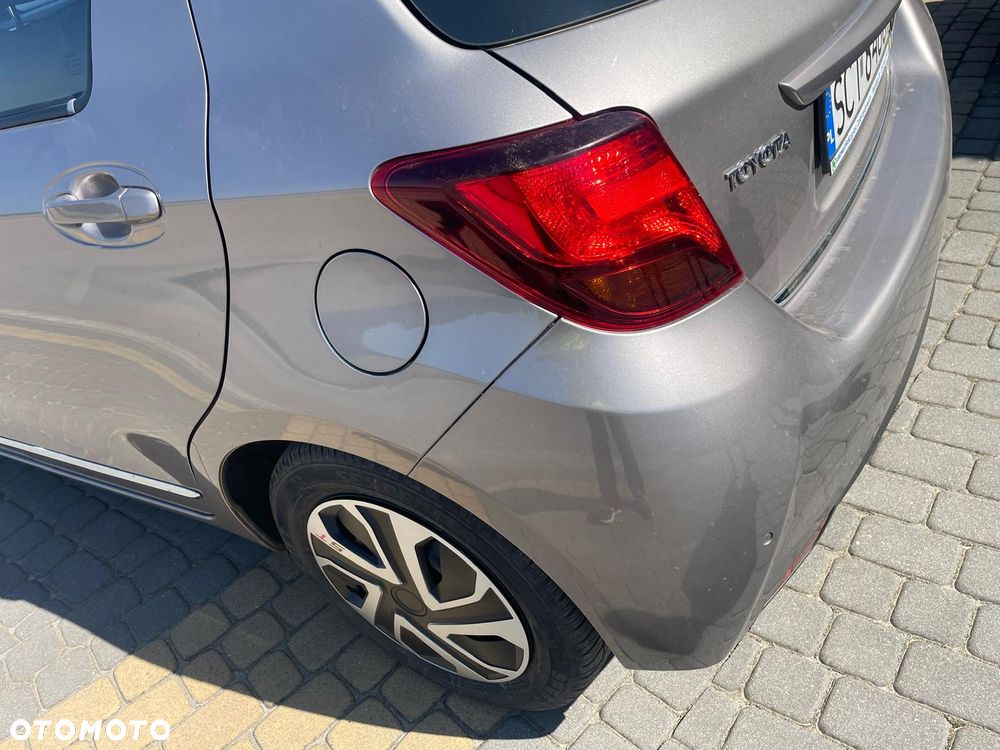 Toyota Yaris 1.33 Active EU6 - 14