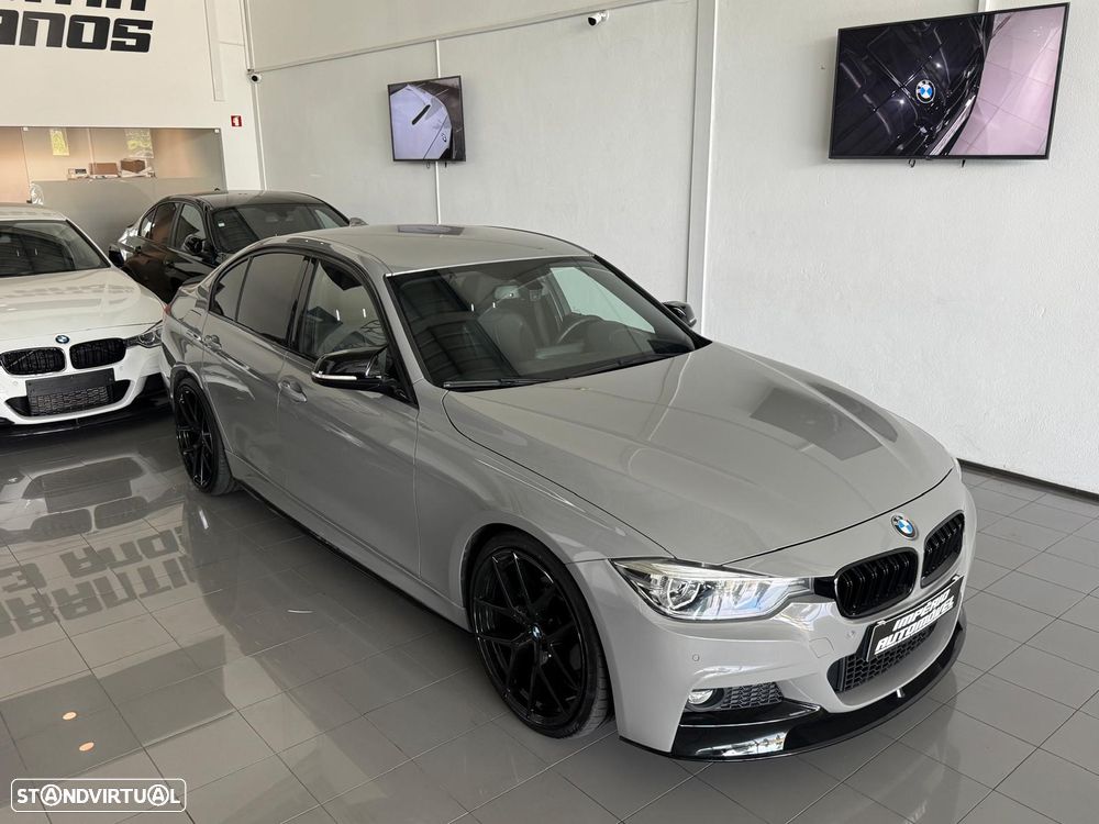 BMW 330 e iPerformance Pack M - 3