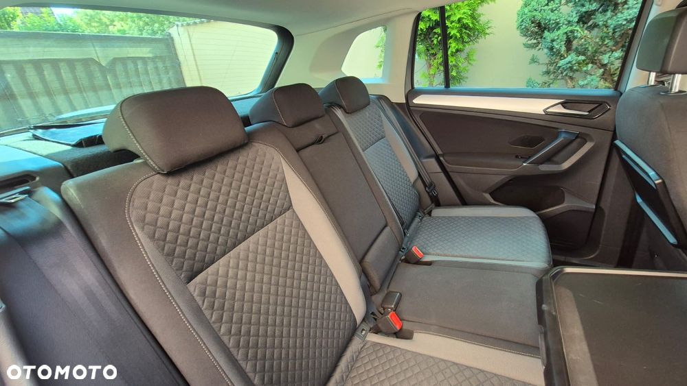 Volkswagen Tiguan - 8