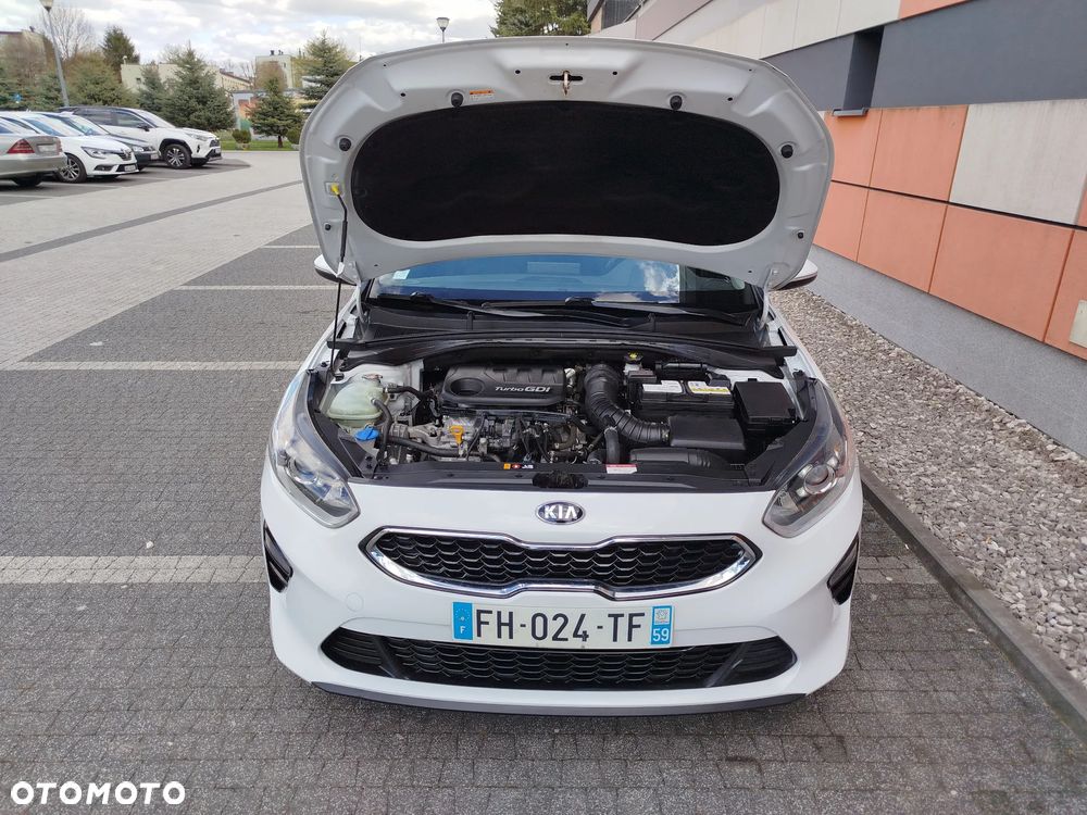 Kia Ceed 1.0 T-GDI ISG Platinum Edition - 27