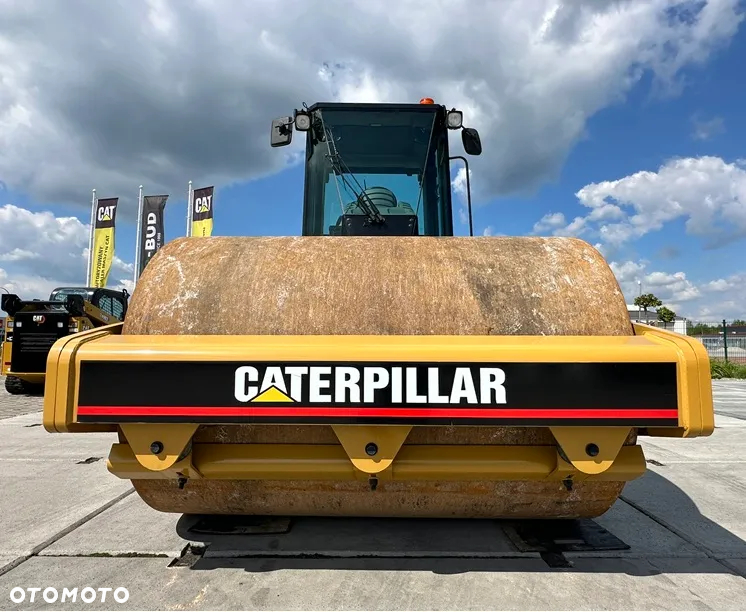 Caterpillar CS-563E - 4