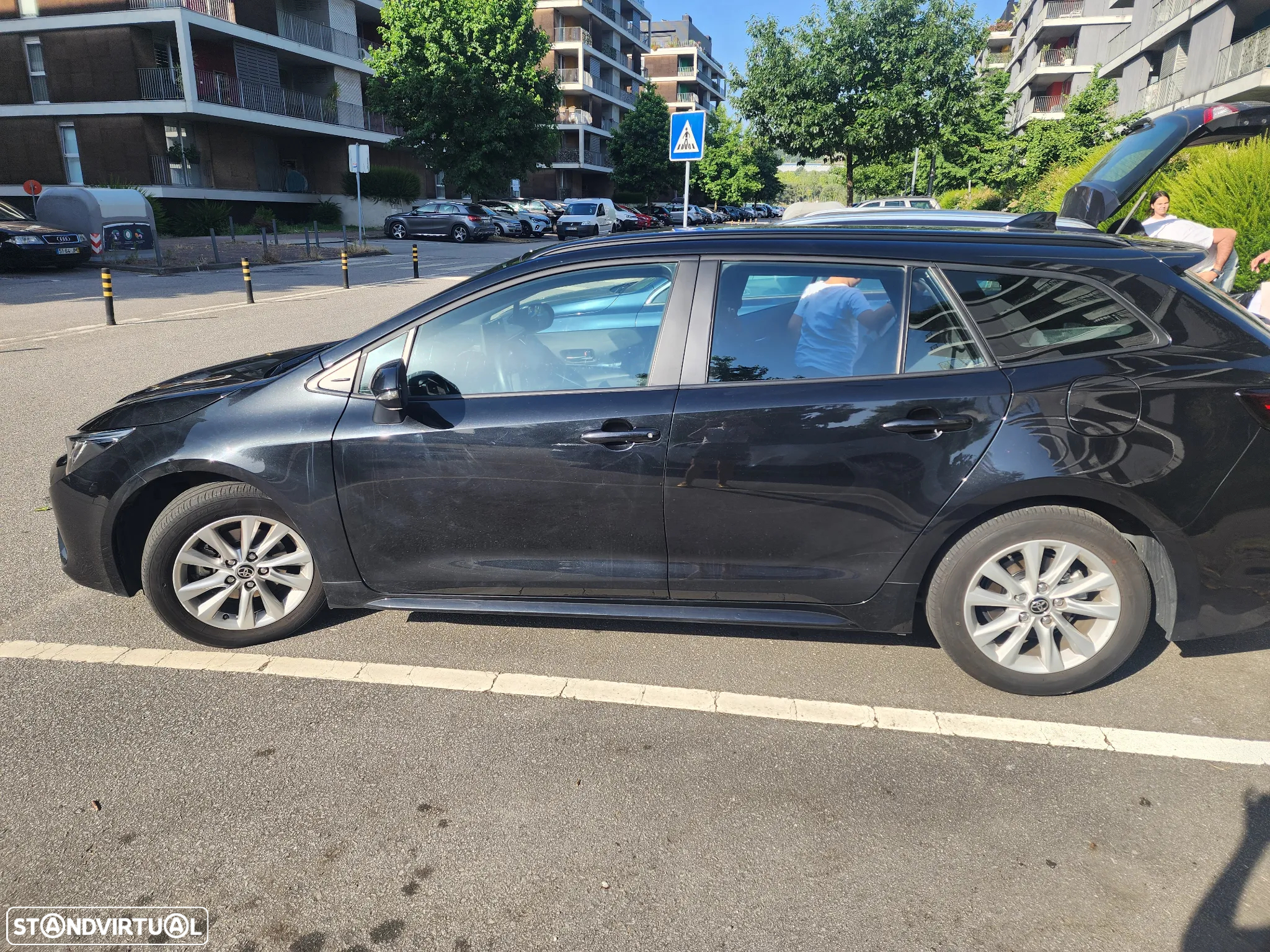 Toyota Corolla Touring Sports 1.8 Hybrid Comfort - 4