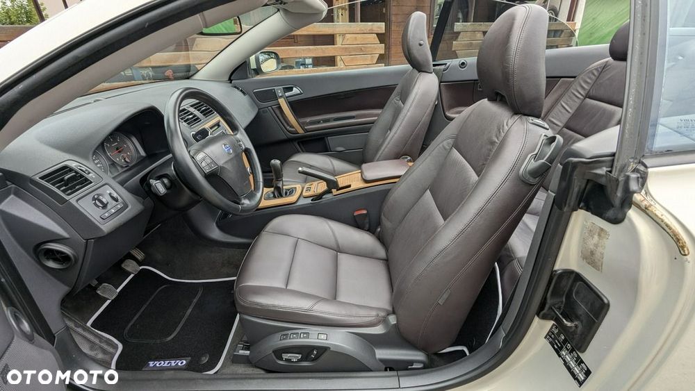 Volvo C70 - 16