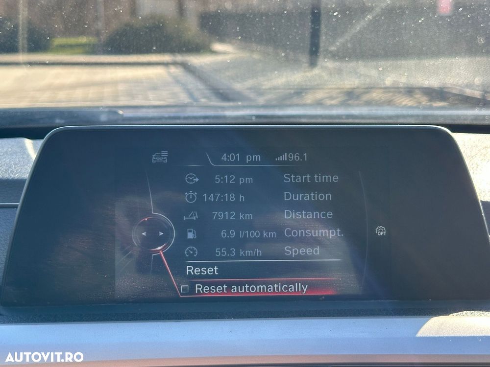 BMW Seria 3 318d Blue Performance - 17