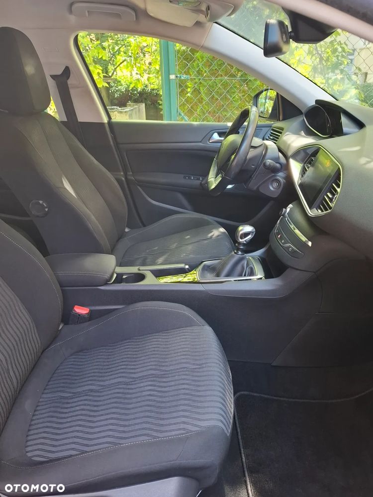 Peugeot 308 1.6 THP Active - 13
