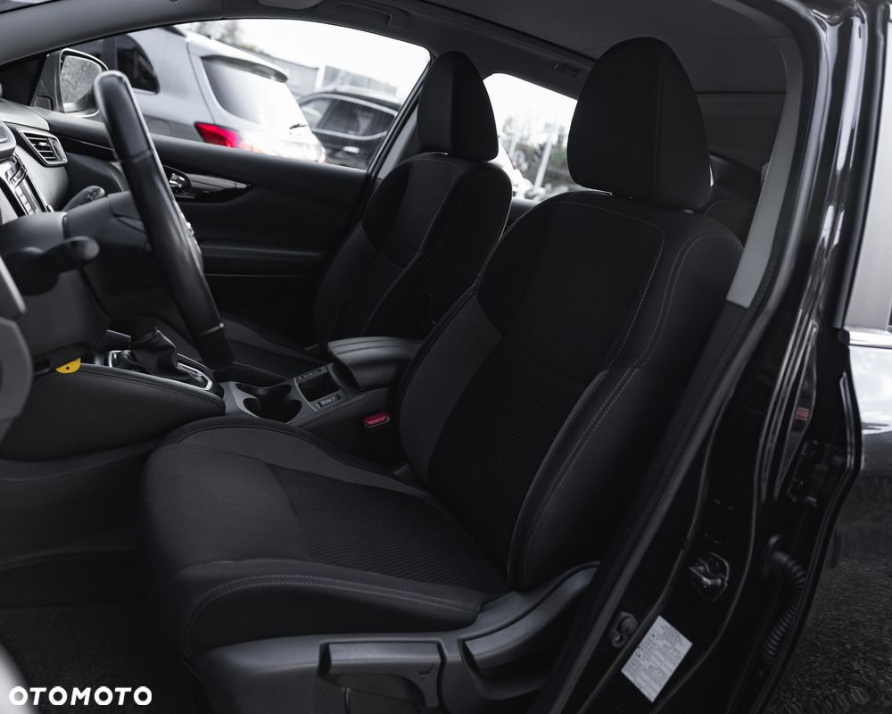 Nissan Qashqai 1.3 DIG-T DCT N-CONNECTA - 21