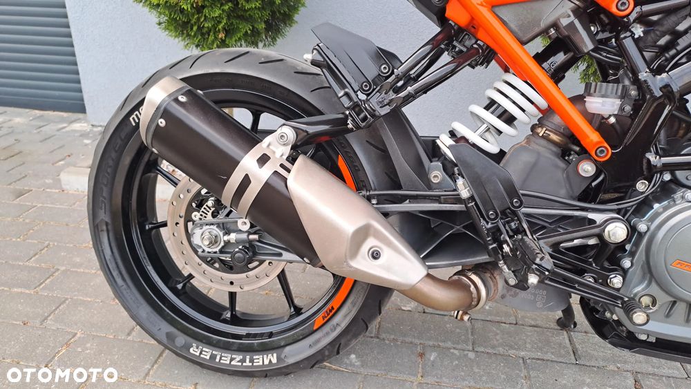 KTM Duke - 15
