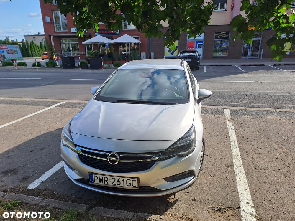 Opel Astra 1.6 D Automatik Start/Stop Dynamic - 2