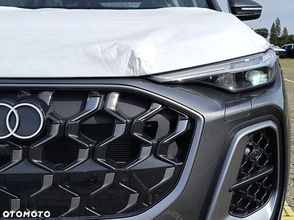 Audi Q5 Sportback - 12