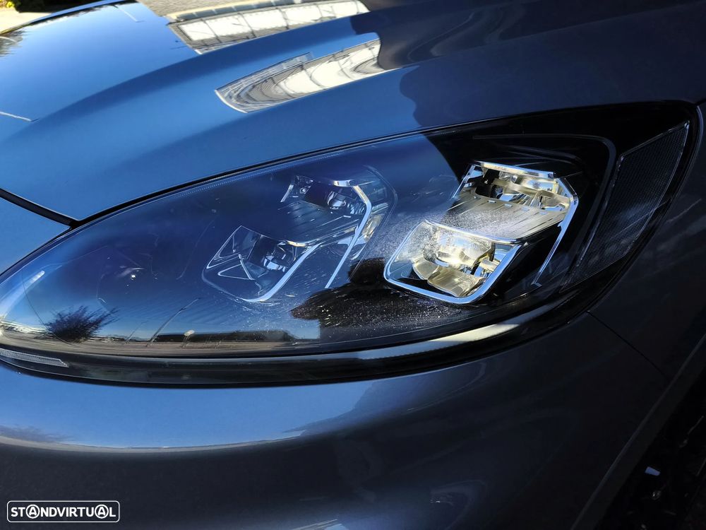 Ford Kuga 1.5 EcoBoost ST-Line - 36