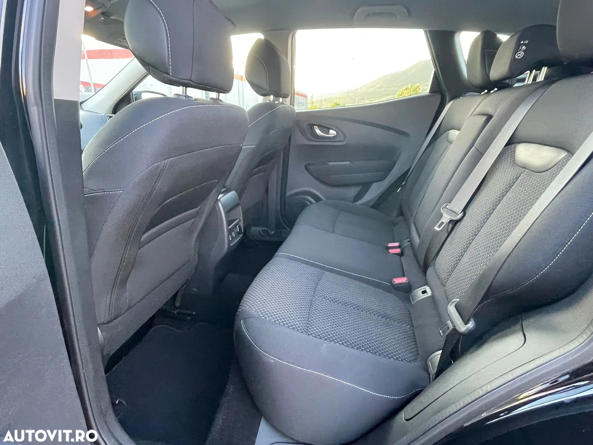 Renault Kadjar BLUE dCi 115 EDC ZEN - 8