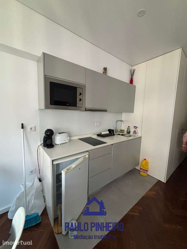 T0 Mobilado Porto - Grande imagem: 4/8