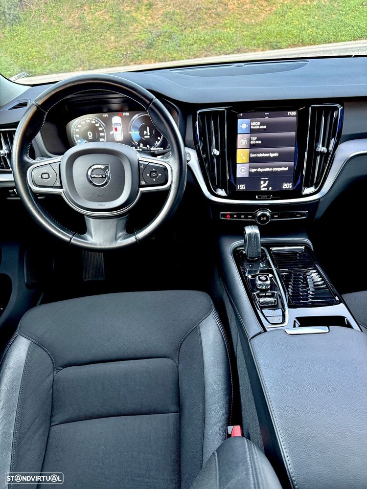 Volvo V60 2.0 T8 AWD TE Inscription - 13