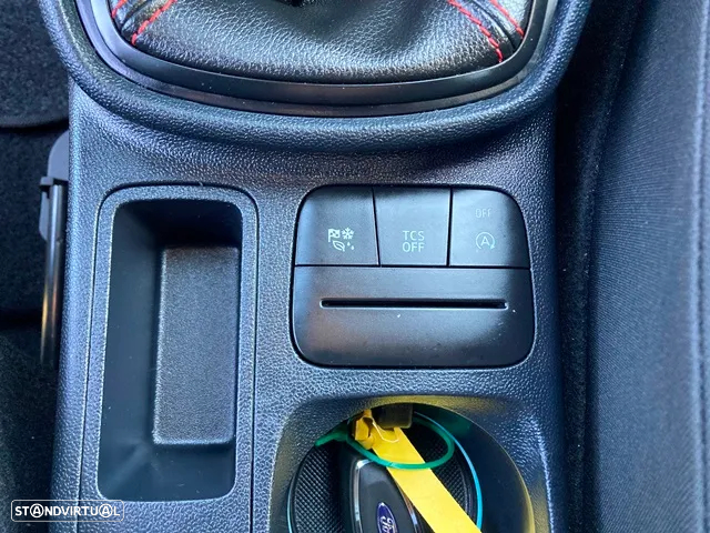 Ford Fiesta 1.0 EcoBoost Hybrid S&S ST-LINE - 24