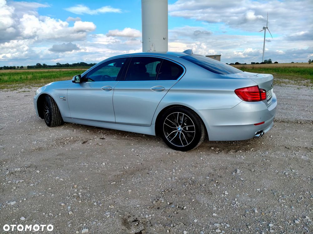 BMW Seria 5 530d xDrive - 3