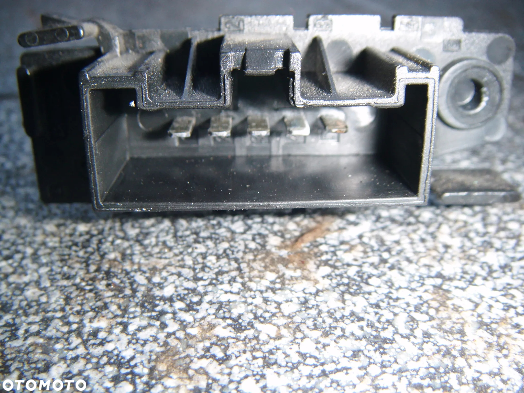 opel corsa d 07r rezystor ogrzewania - 3