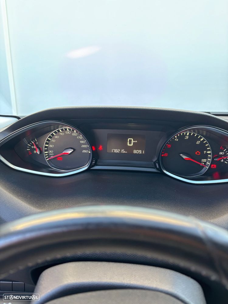 Peugeot 308 1.6 e-HDi Allure - 10