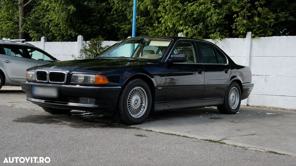 BMW Seria 7 - 8