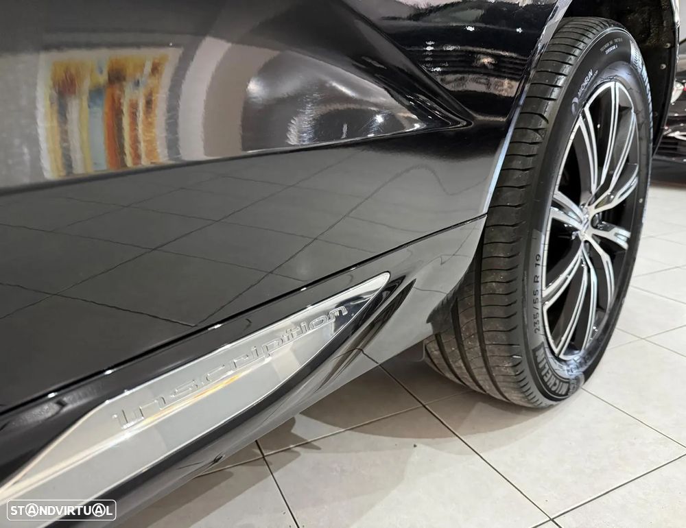 Volvo XC 60 2.0 D4 Inscription AWD Geartronic - 19