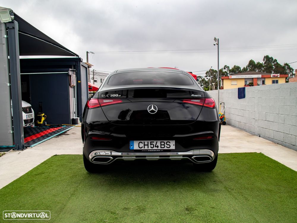 Mercedes-Benz GLC 300 e Coupe 4Matic 9G-TRONIC Edition AMG Line - 8