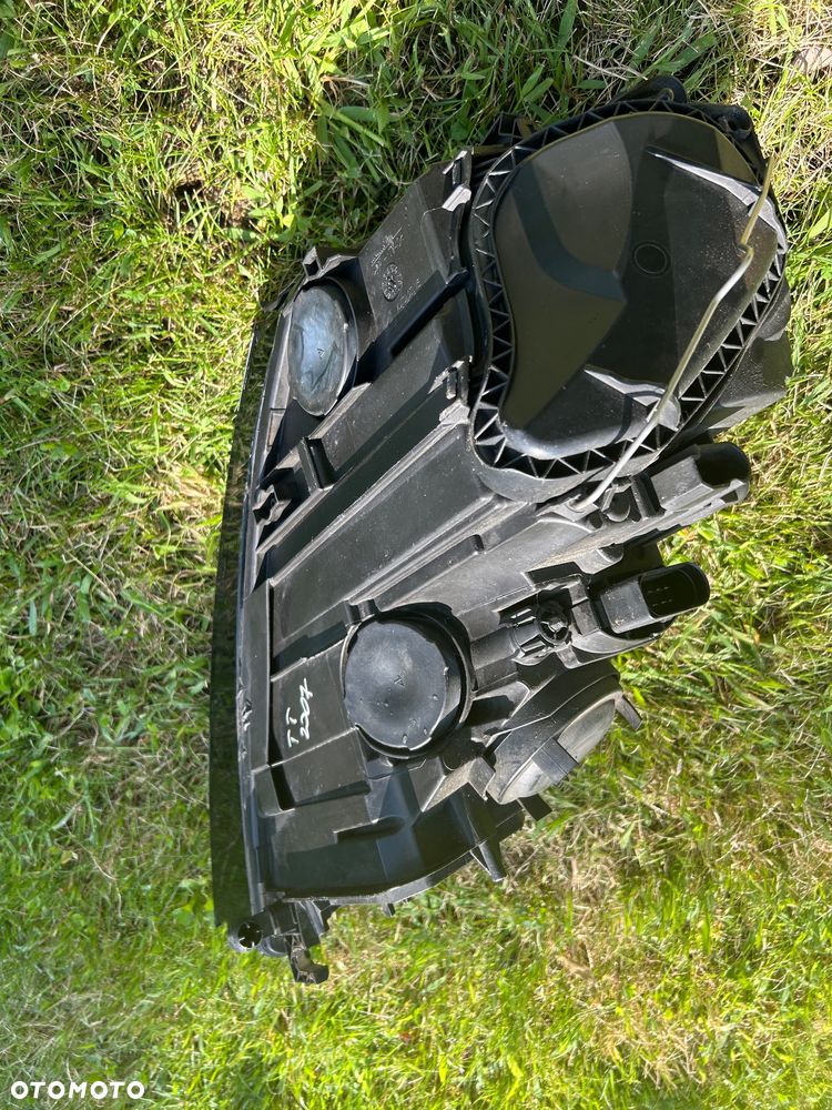 Lampa przednia lewa AUDI TT 8J 06-13 - 5