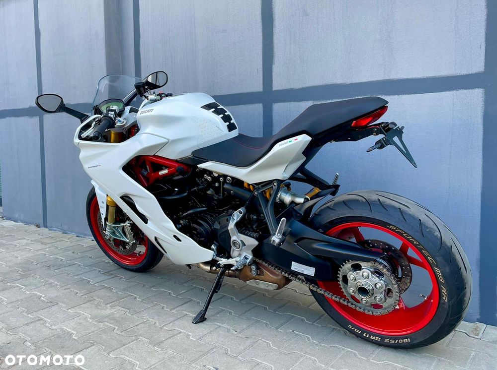 Ducati SuperSport - 6