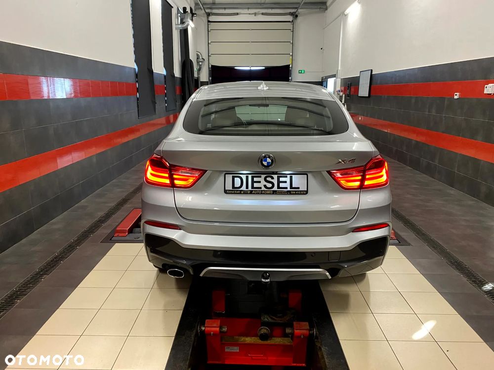 BMW X4 xDrive20d xLine - 13