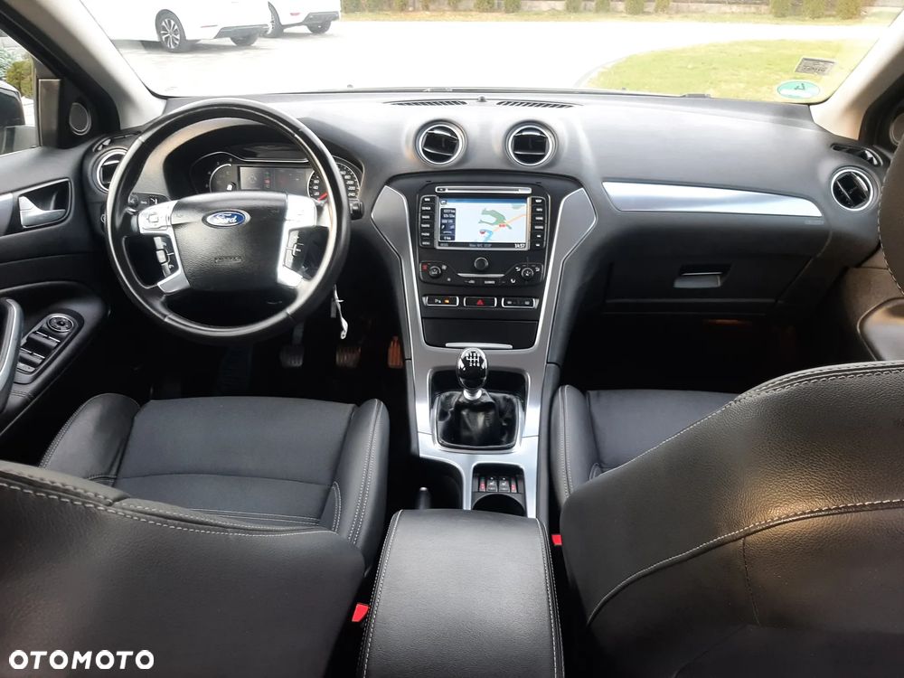 Ford Mondeo 2.0 TDCi Titanium - 18