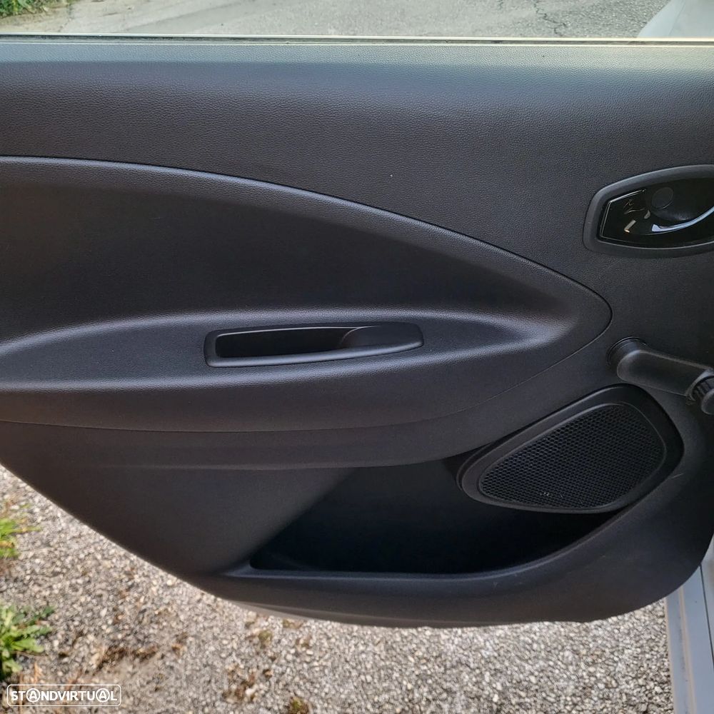 Renault Zoe (c/ Bateria) Z.E. 50 LIFE - 17