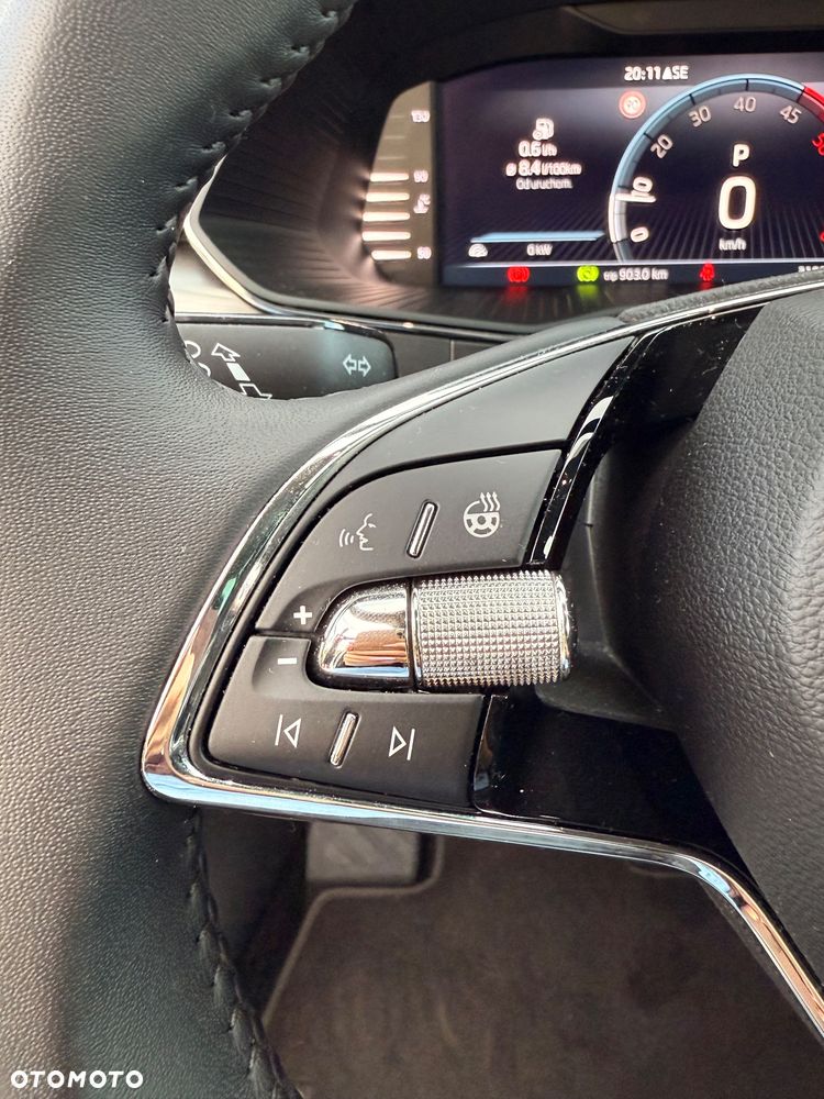 Skoda Superb 2.0 TDI SCR Style DSG - 10