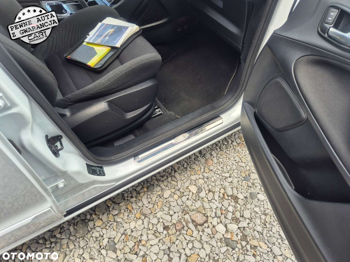 Ford S-Max - 24