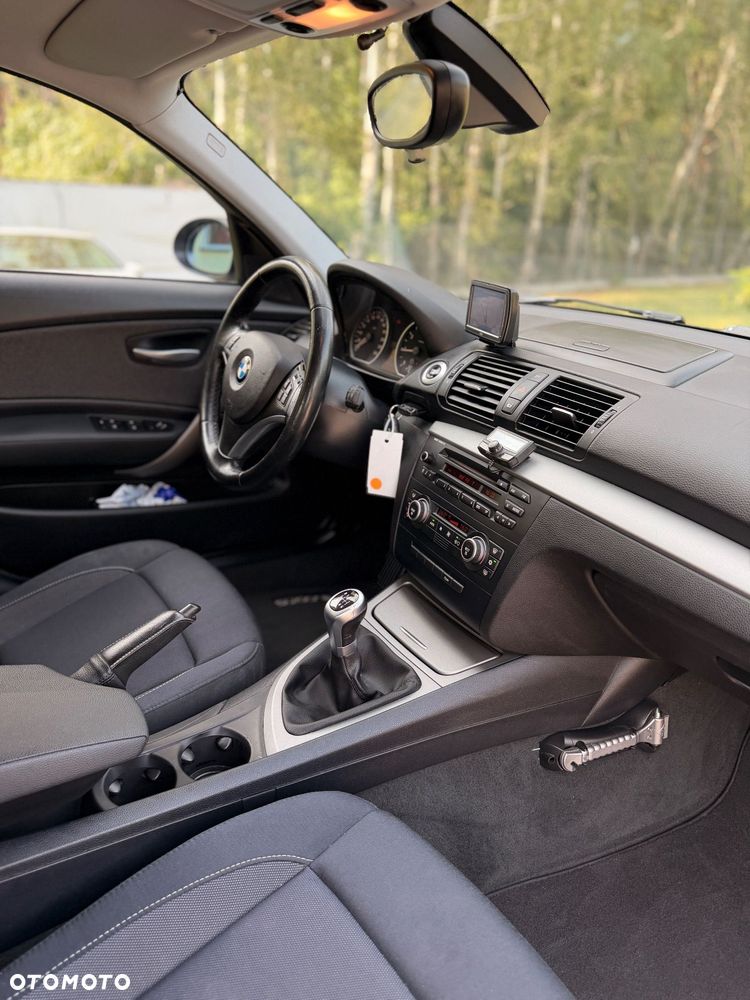 BMW Seria 1 118i Edition Sport - 25