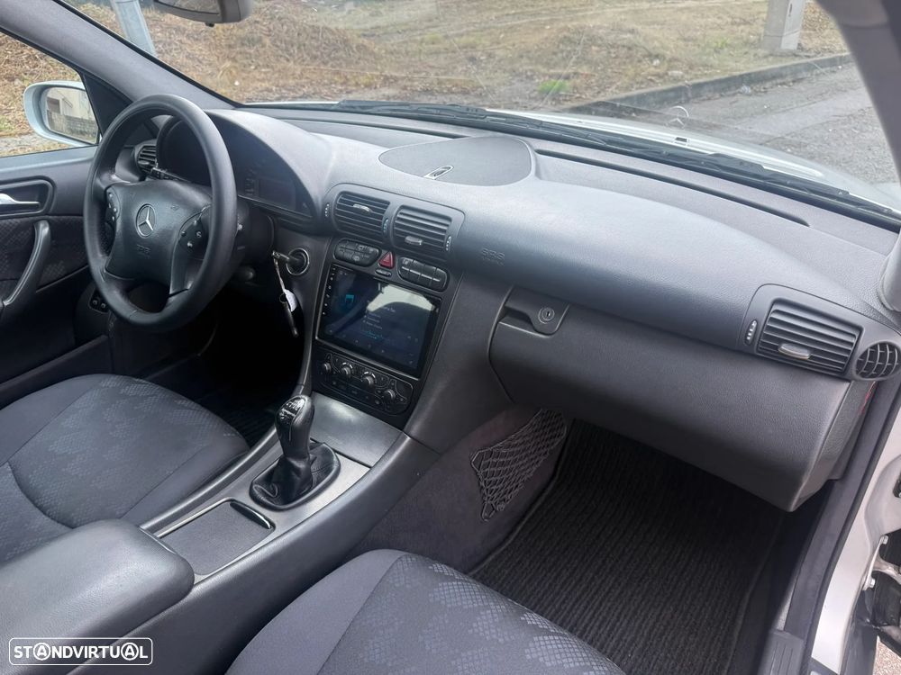 Mercedes-Benz C 200 CDi Avantgarde - 13