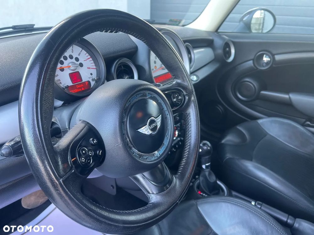 MINI Cooper Standard - 14